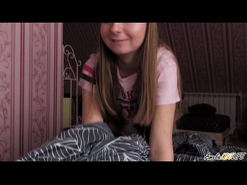 ❤️ בלאָנדי סאַקס די BFF ס דיפּלי און באַקומען קום אין איר מויל ❤❌ סופּער סעקס ביי אונדז ﹏